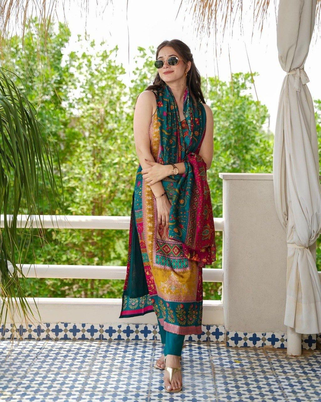 DC G65 Muslin Digital Printed Kurti With Bottom Dupatta Wholesalers In India